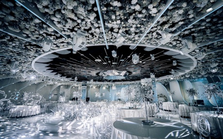 天空之境·纯粹的爱 [ 最大20桌 · 高5.0m · 无柱 · 长方形 · 低消2388 ]