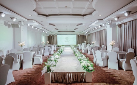 江悦之心 [ 最大18桌 · 高4.5m · 无柱 ·  ]