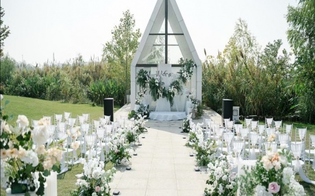 仪式堂 [ 最大40桌 · 高0.0m · 无柱 · 长方形 · 低消2688 ]