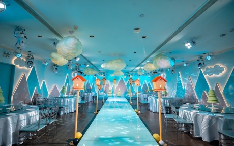 月湖殿堂 [ 最大10桌 · 高8.6m · 无柱 ·  ]