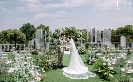 户外露台 · 拾光露台 [ 最大20桌 · 高0.0m · 无柱 ·  ]